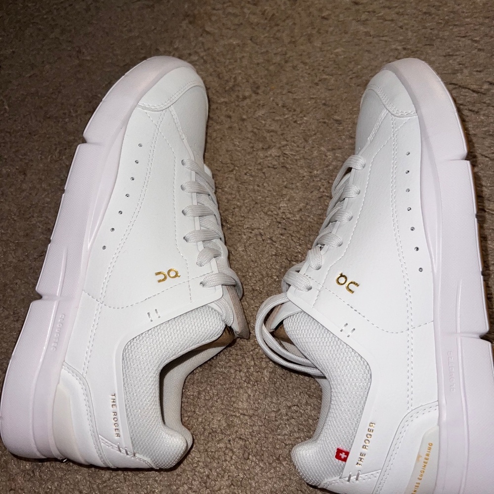 On Running Women’s Shoes